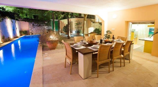 Vertigo Palace Vila